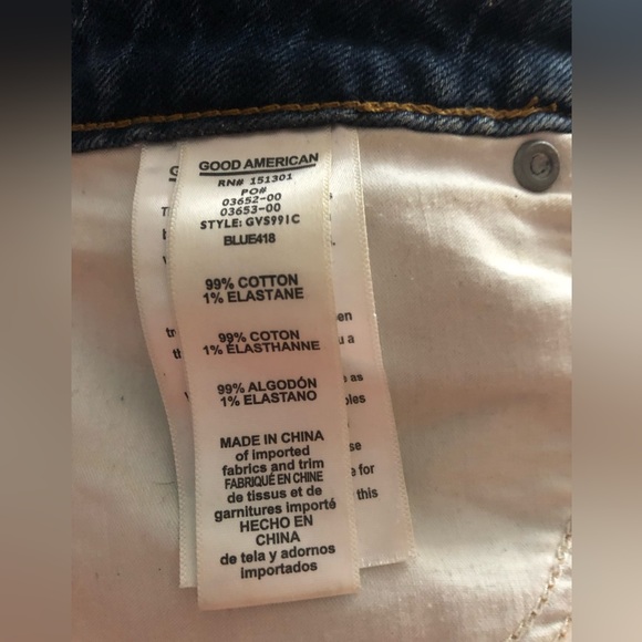 Good American bomb shell cut-off denim shorts. - Picture 4 of 5